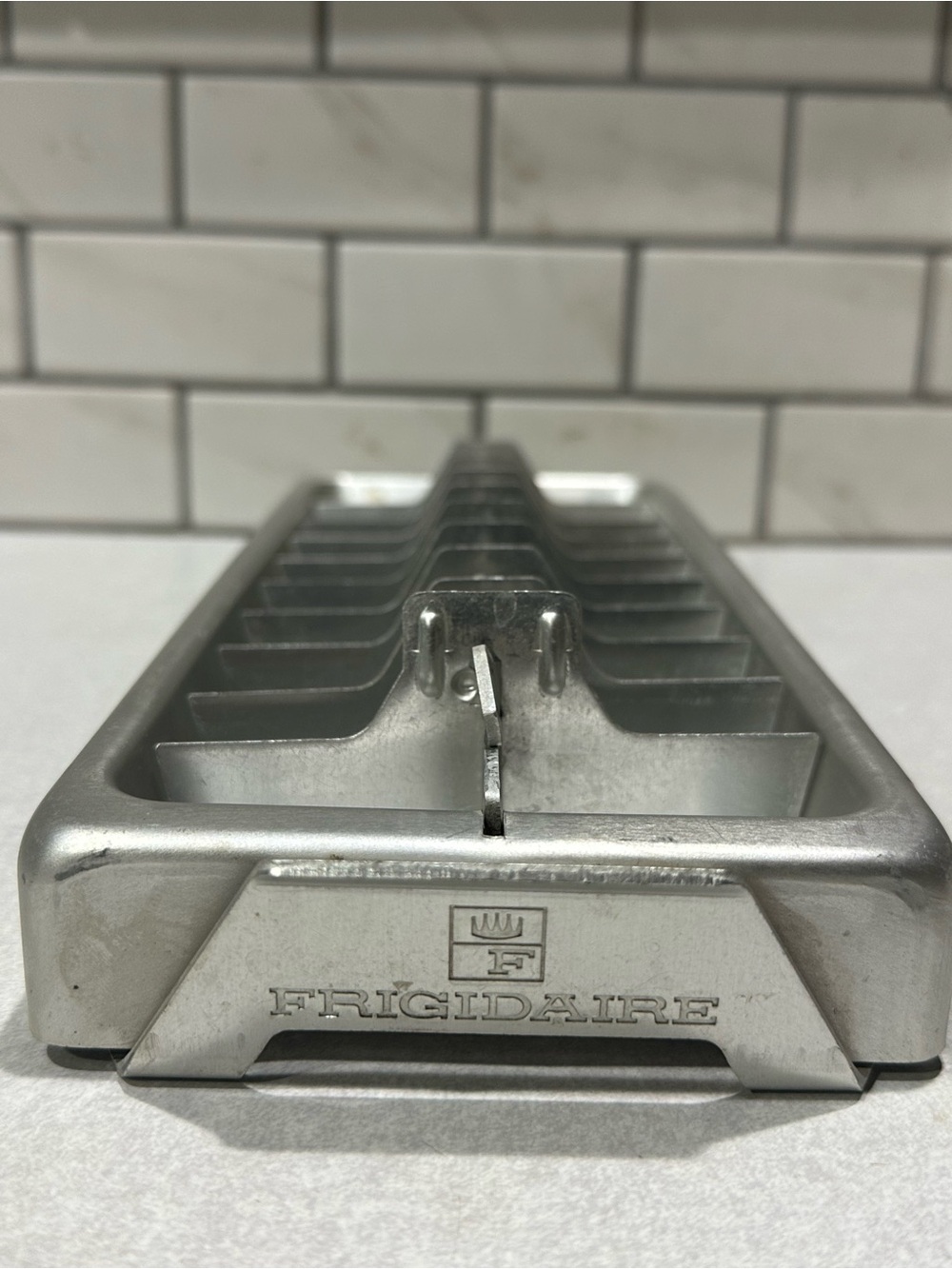 Vintage Frigidaire Ice Cube Tray Aluminum Metal 20 Cube
